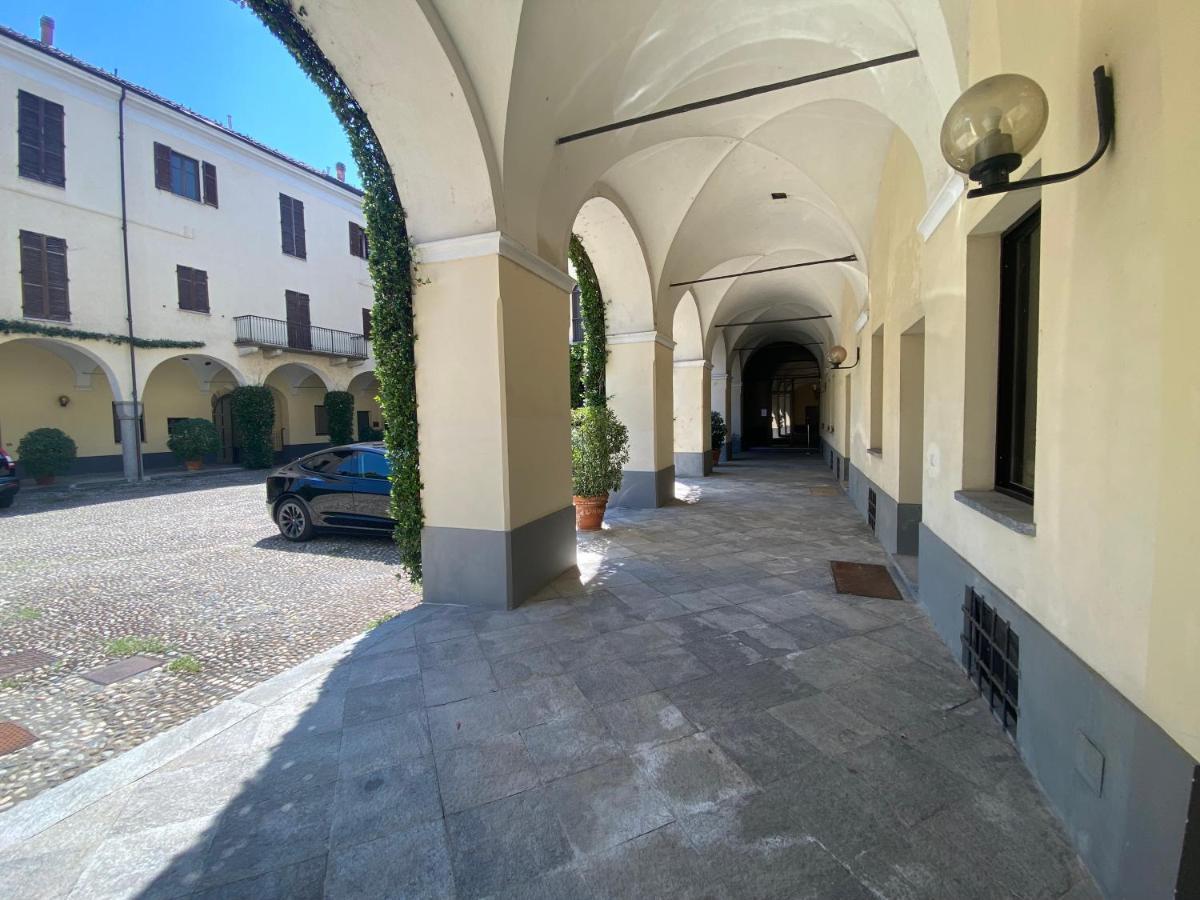 Center One By Cinelli Apartment Верчелли Экстерьер фото